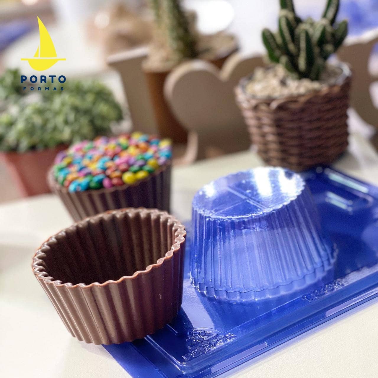 Giant Cupcake Liner 3-Part Chocolate Mold